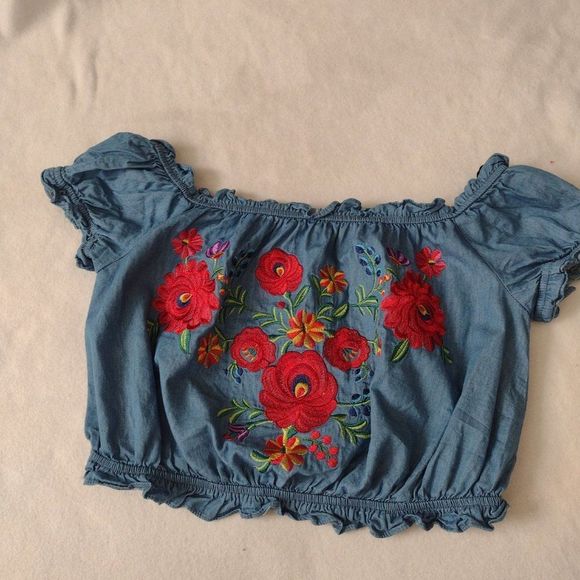 SALE Forever 21 Embroidered Crop Peasant Top L Off Shoulder Chambray - Picture 10 of 10
